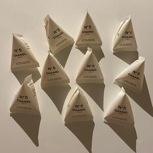 CHANEL Factory 5 Bath Gel Pods